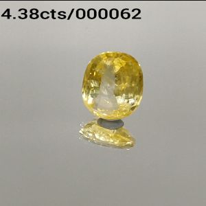4.38ctsNatural yellow saphire (pukhraj) Gemstone Lab Certified